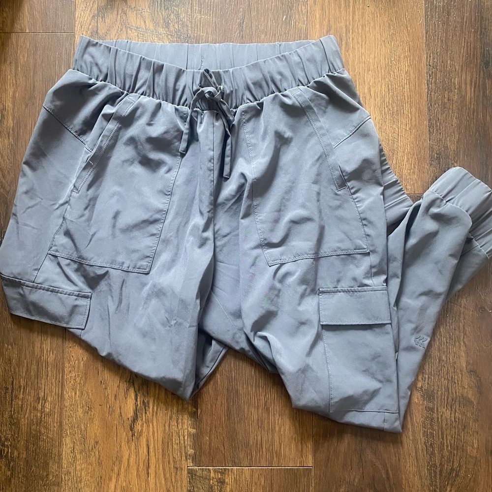 All in motion athletic cargo pants